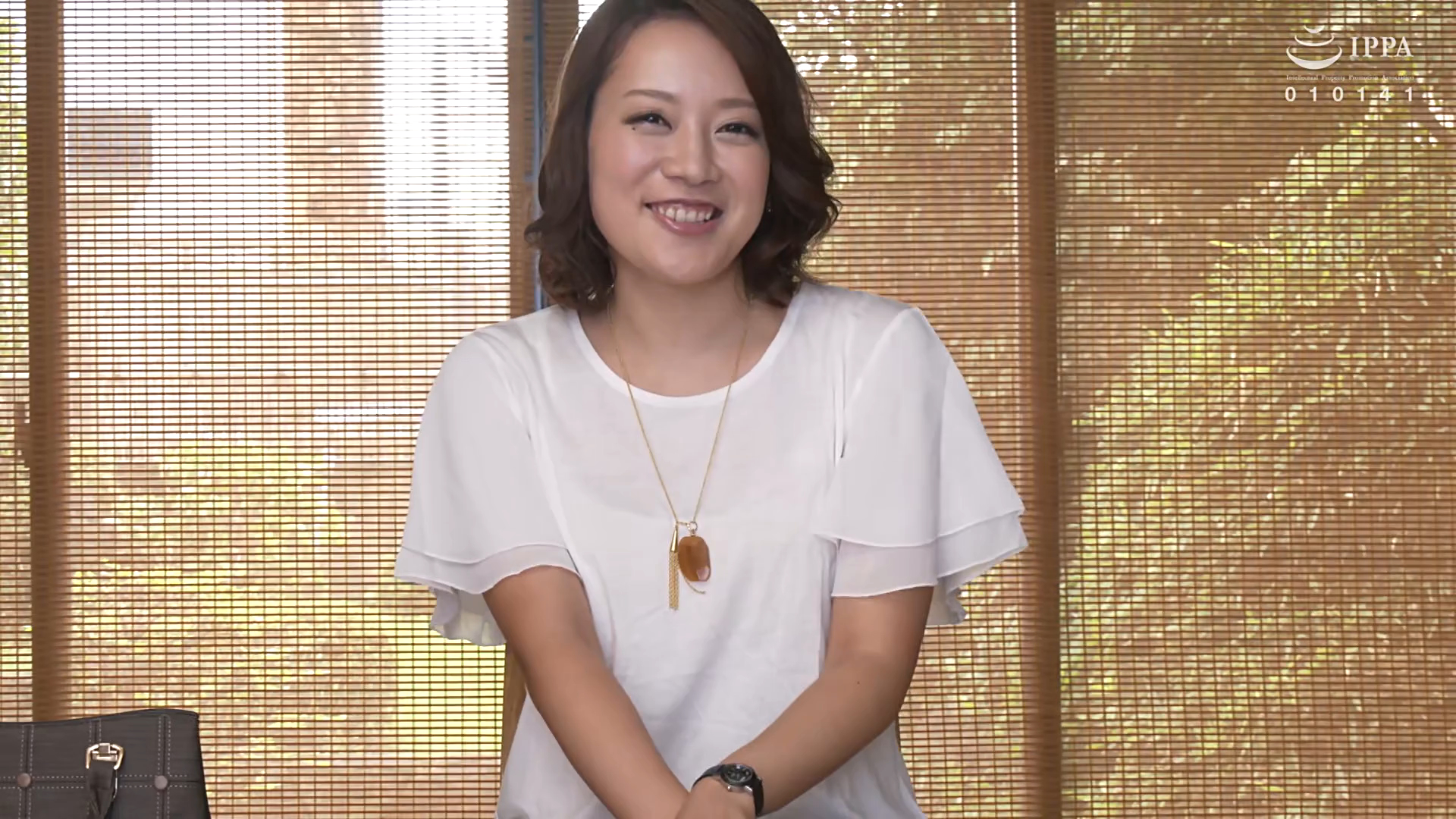 小林真保 32歳 (初脱ぎ・デビュー作/専業主婦/杉並区在住)