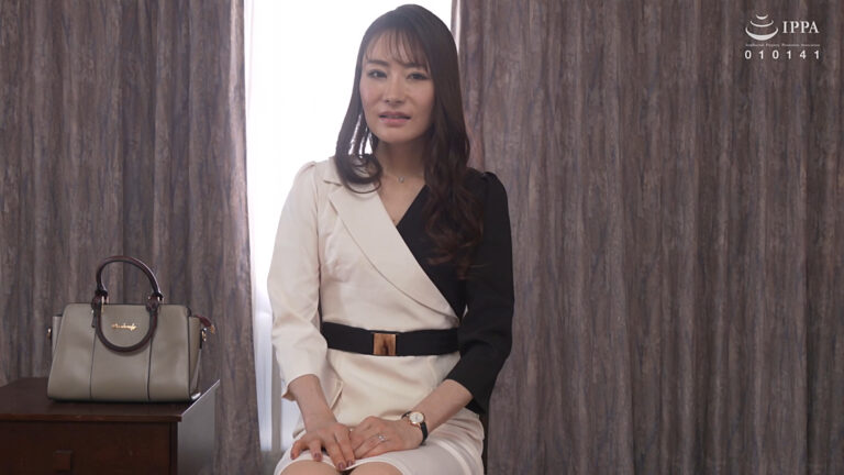 倖田美月 42歳 (初脱ぎ・デビュー作/専業主婦/神奈川県在住)