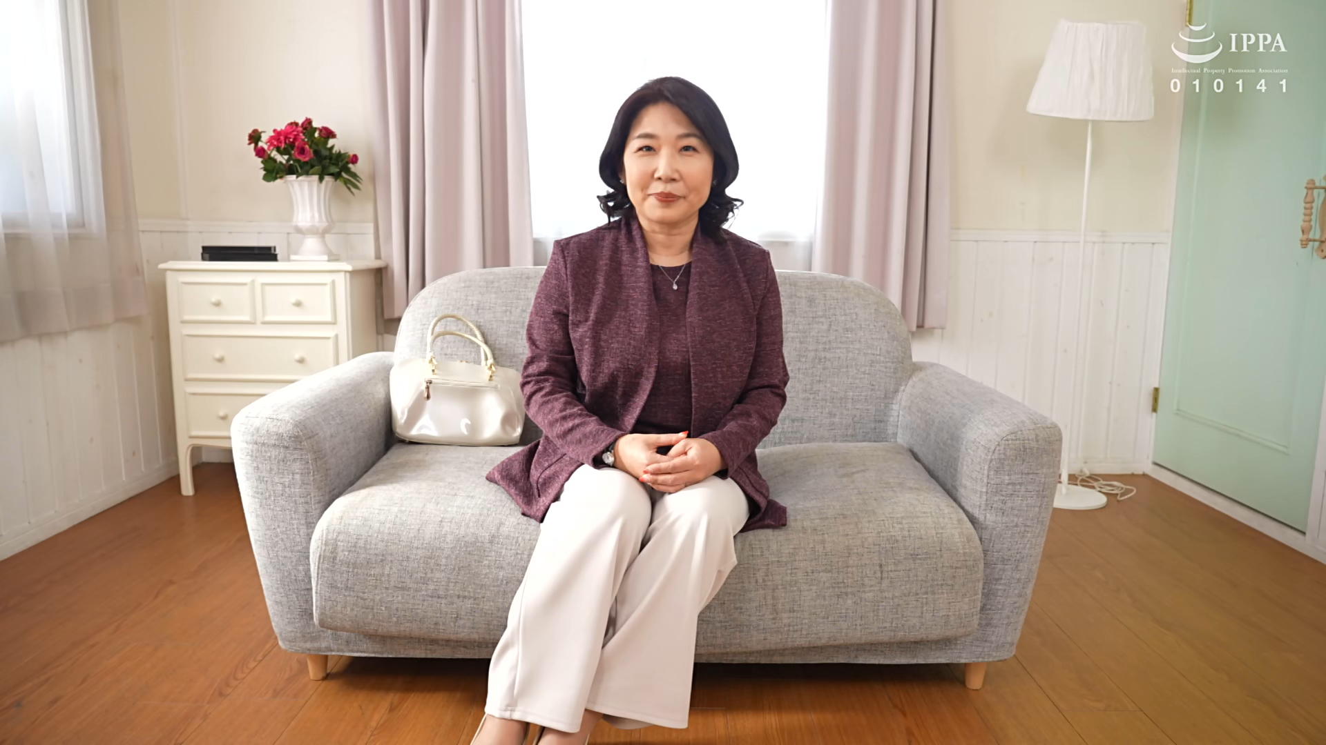 五十路熟女まんひろげ 本谷さくら 57歳 (初脱ぎ・デビュー作/専業主婦/京都府在住)│熟女動画を見るならソクヨム