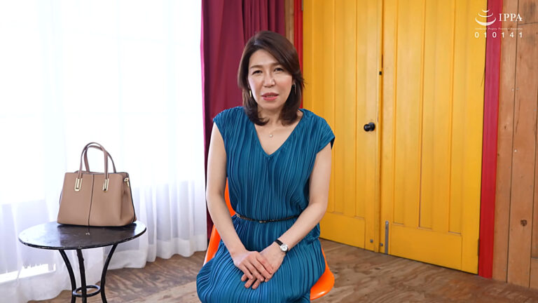 吉崎きよか 53歳 (初脱ぎ・デビュー作/専業主婦/練馬区在住)